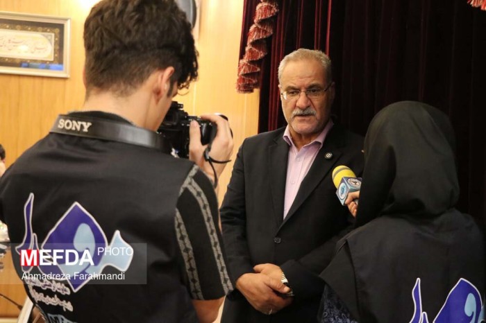 پرداخت بدون محدودیت تسهیلات ازدواج، فرزندآوری و ودیعه مسکن به دانشجویان دانشگاه‌های علوم پزشکی کشور