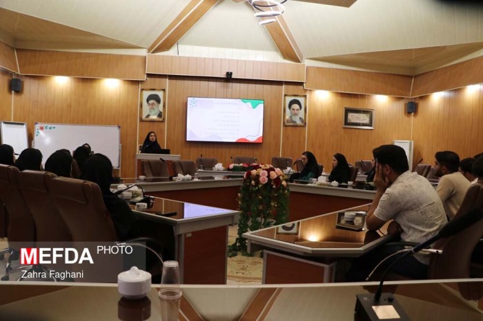 جلسه توجیهی قوانین انضباطی ویژه دانشجویان بین‌الملل دانشگاه علوم پزشکی گناباد برگزار شد