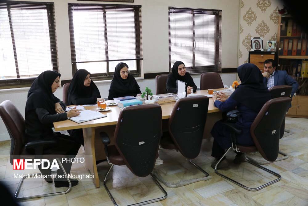 اولین کمیته ارزیابی صلاحیت حرفه‌ای روانشناسان اداره مشاوره مبتنی بر سبک زندگی اسلامی- ایرانی در دانشگاه علوم پزشکی گناباد برگزار شد
